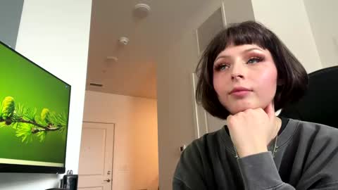 babybray online show from January 13, 6:16 pm