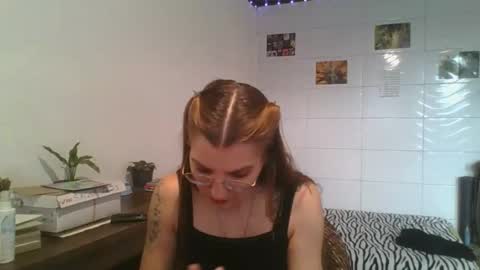 babydemon6 online show from December 2, 9:35 pm