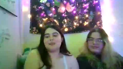 babydollalexiss online show from April 22, 9:49 am