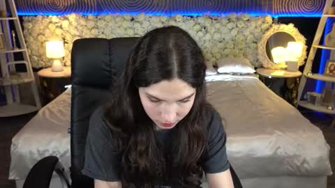 Sasha online show from January 18, 7:45 pm