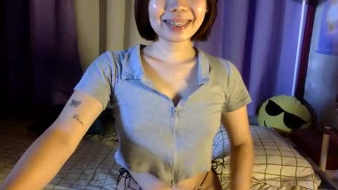 babyfox_26 online show from May 25, 1:34 am