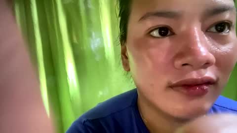 babygurl222003 online show from April 3, 12:17 am