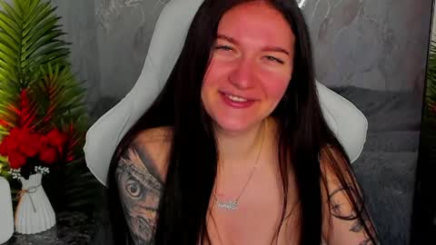 Sophia online show from May 19, 1:56 am