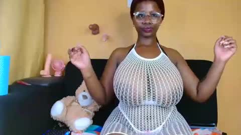 babyluciax online show from May 14, 12:53 am