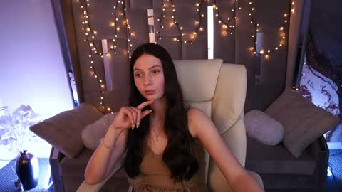 Lady Vi online show from June 2, 1:46 pm