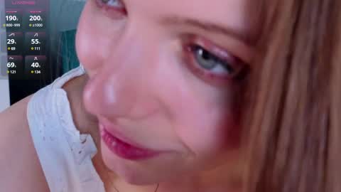 Chloe online show from February 10, 6:35 pm