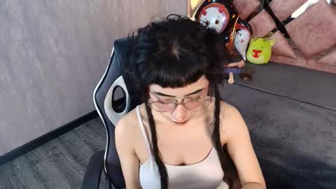 Snapshot of babyyrasta666 chatting on October 5, 4:54 am BABY RASTA DANN online show from October 5, 4:54 am