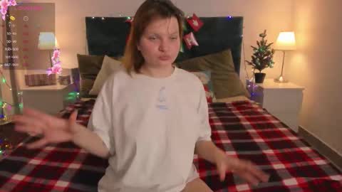 babyyulli online show from January 8, 12:00 pm