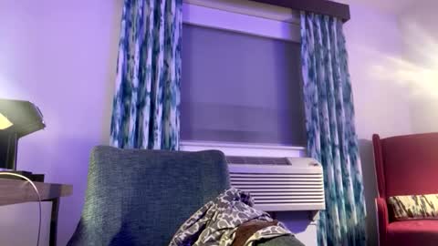 backwoodboiii910 online show from December 23, 6:19 am