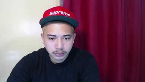 Snapshot of badboy_hanns chatting on December 21, 2:14 pm HANNS online show from December 21, 2:14 pm