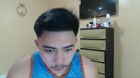 Snapshot of badboy_hanns chatting on December 11, 9:41 am HANNS online show from December 11, 9:41 am