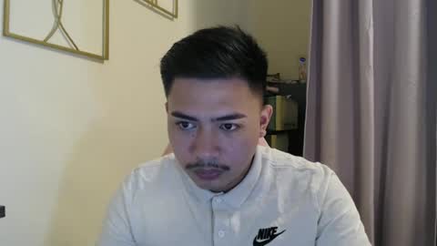 Snapshot of badboy_hanns chatting on October 16, 11:10 am HANNS online show from October 16, 11:10 am