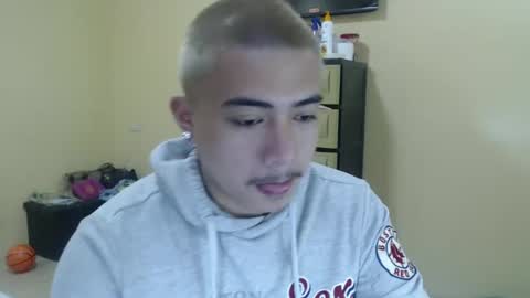 Snapshot of badboy_hanns chatting on December 13, 7:10 pm HANNS online show from December 13, 7:10 pm