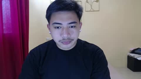 Snapshot of badboy_hanns chatting on December 8, 1:08 am HANNS online show from December 8, 1:08 am