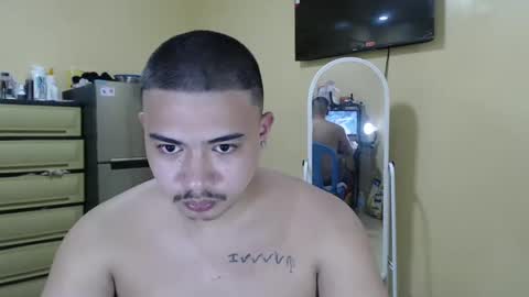 Snapshot of badboy_hanns chatting on January 13, 10:03 am HANNS online show from January 13, 10:03 am