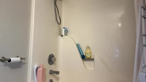 Snapshot of badboyson65 chatting on October 4, 3:04 am HotWifeFun32 online show from October 4, 3:04 am