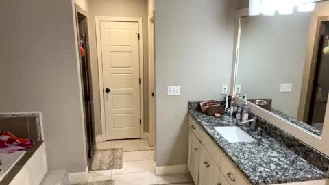 Snapshot of badboyson65 chatting on December 24, 2:43 am HotWifeFun32 online show from December 24, 2:43 am