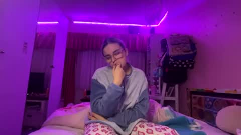 baddieprettypussy online show from June 26, 9:09 pm