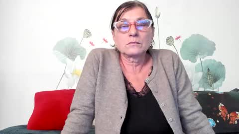 Gina online show from October 10, 2:34 pm