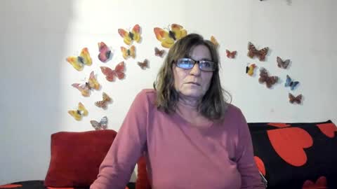 Gina online show from December 5, 3:23 pm