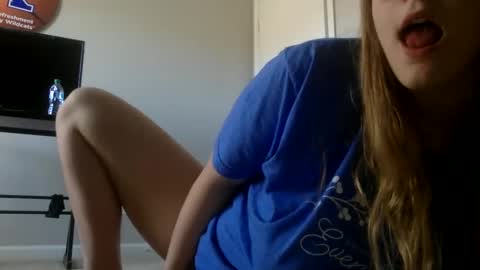 baeblondie online show from February 28, 6:20 pm