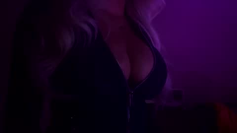 Dasiy online show from February 12, 2:59 am