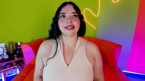 bagiolett  online show from October 22, 7:26 pm