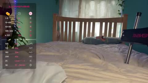 My name  BailiJade   online show from January 6, 6:10 pm