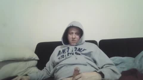 Snapshot of ballzrockwell chatting on February 25, 6:12 pm ballzrockwell online show from February 25, 6:12 pm