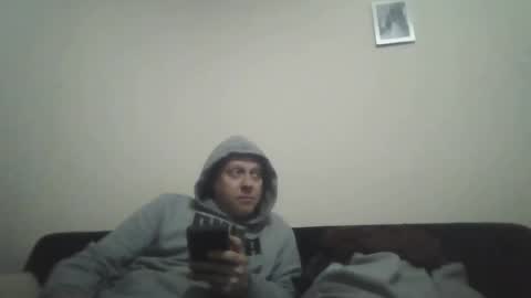 Snapshot of ballzrockwell chatting on January 2, 3:58 am ballzrockwell online show from January 2, 3:58 am