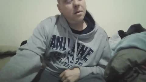 Snapshot of ballzrockwell chatting on October 30, 3:34 pm ballzrockwell online show from October 30, 3:34 pm