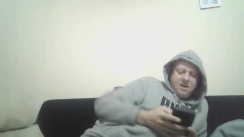 Snapshot of ballzrockwell chatting on December 28, 1:17 pm ballzrockwell online show from December 28, 1:17 pm