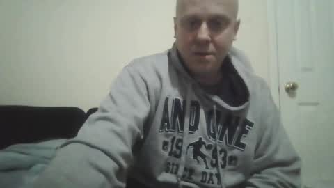 Snapshot of ballzrockwell chatting on September 17, 2:48 am ballzrockwell online show from September 17, 2:48 am