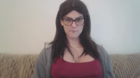 Bambi online show from May 25, 6:36 pm
