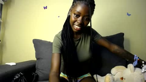 barbie_charm2 online show from July 11, 11:13 am