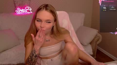 Lilli 3 online show from November 30, 4:41 am