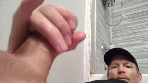 Snapshot of barniemay1 chatting on September 27, 1:20 pm barniemay1 online show from September 27, 1:20 pm