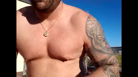 barrias23 online show from April 7, 4:20 pm