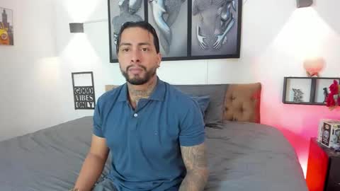 bastian_jones1 online show from January 5, 6:55 pm