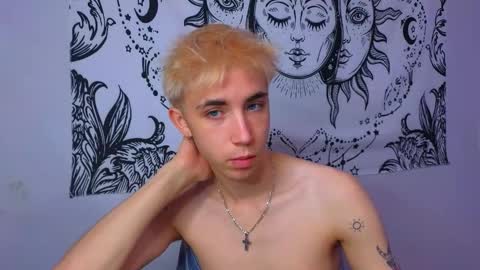 Snapshot of batarol0 chatting on September 12, 10:34 pm mett online show from September 12, 10:34 pm