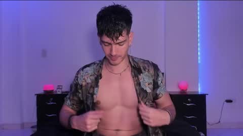 Valentino online show from February 1, 11:37 pm