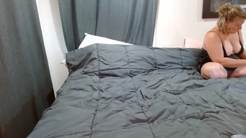 Snapshot of bbc69donna chatting on September 16, 9:07 pm bbc69donna online show from September 16, 9:07 pm