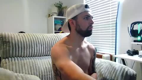 bbrandon21 online show from July 30, 3:23 pm