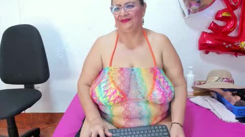 Salome online show from March 13, 9:40 pm