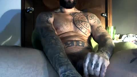 Snapshot of bby044 chatting on February 14, 9:45 am bby044 online show from February 14, 9:45 am