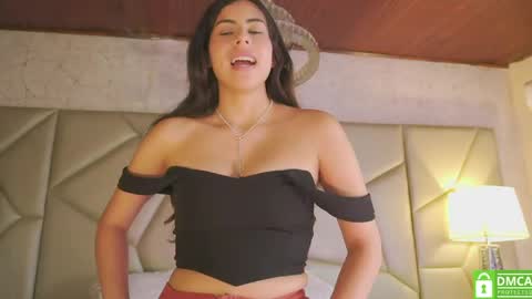 Helena  Evan online show from May 30, 12:03 pm