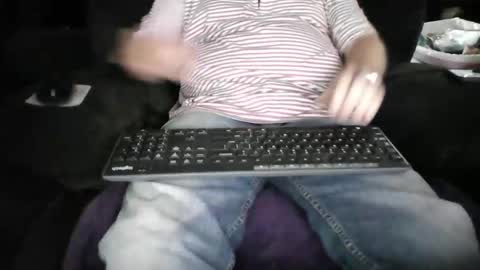 beachguy38 online show from November 9, 6:21 pm