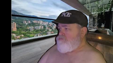 Dookie online show from December 13, 1:26 am