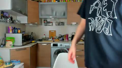 bear_beer130 online show from April 4, 3:41 pm