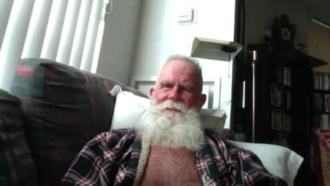 beardbushy online show from August 7, 1:53 pm